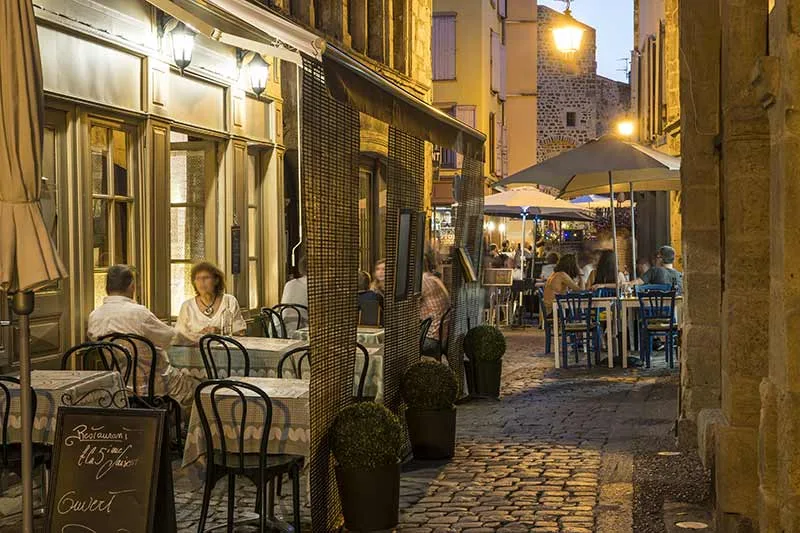 Enjoy a weekend, city break in Le Puy-en-Velay, Auvergne, Haute-Loire, restaurants