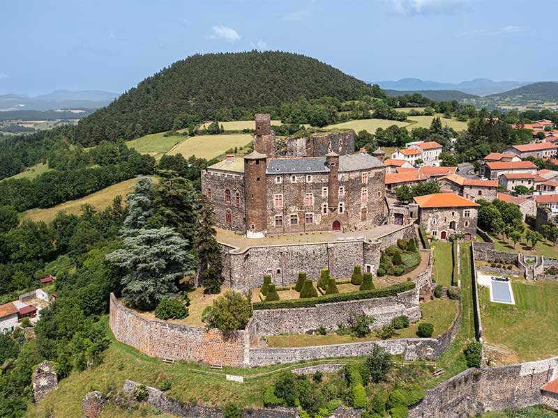 Le château de Bouzols en Haute-Loire, Auvergne