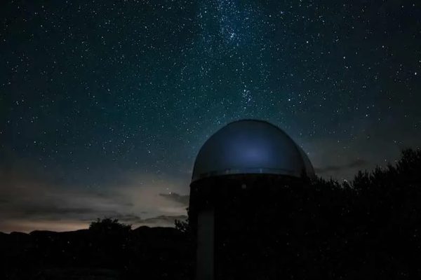 The Betz observatory under a starry night in Haute-Loire, Auvergne