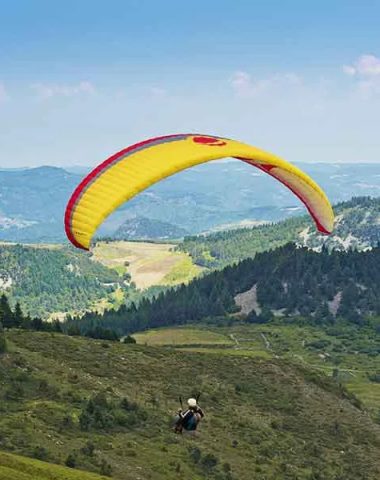 Luchtsporten, paragliding in Haute-Loire, Auvergne